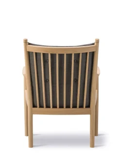 1788 Chair by Hans J. Wegner