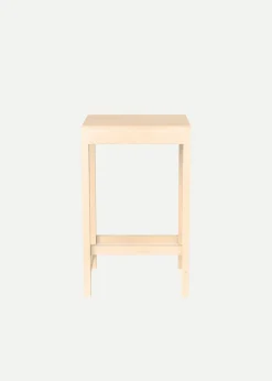 01 stool