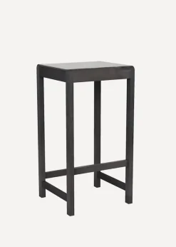 01 stool
