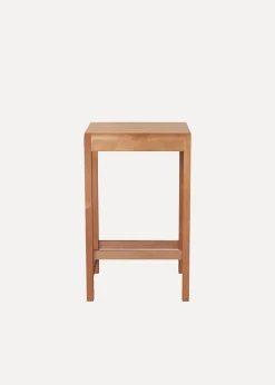 01 stool