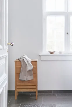 A line vasketøjskurv