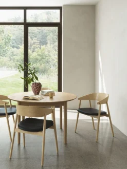 AC2 Chair / Padded Seat