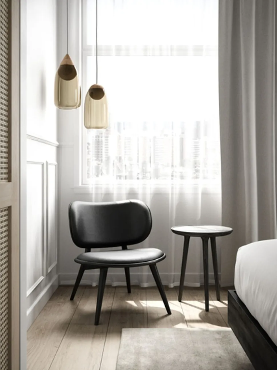 Accent Oval Lounge Table