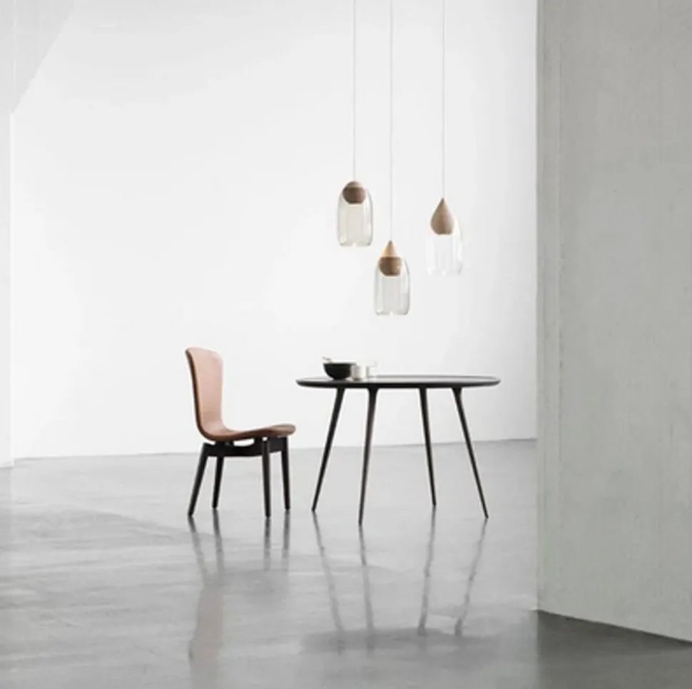 Accent Oval Lounge Table