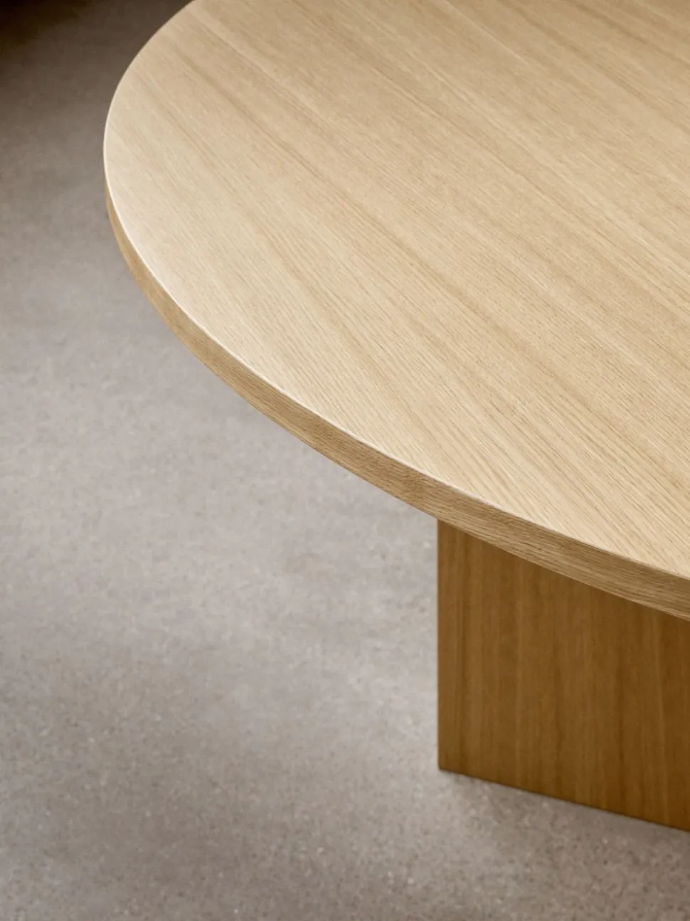 Androgyne Dining Table, 150