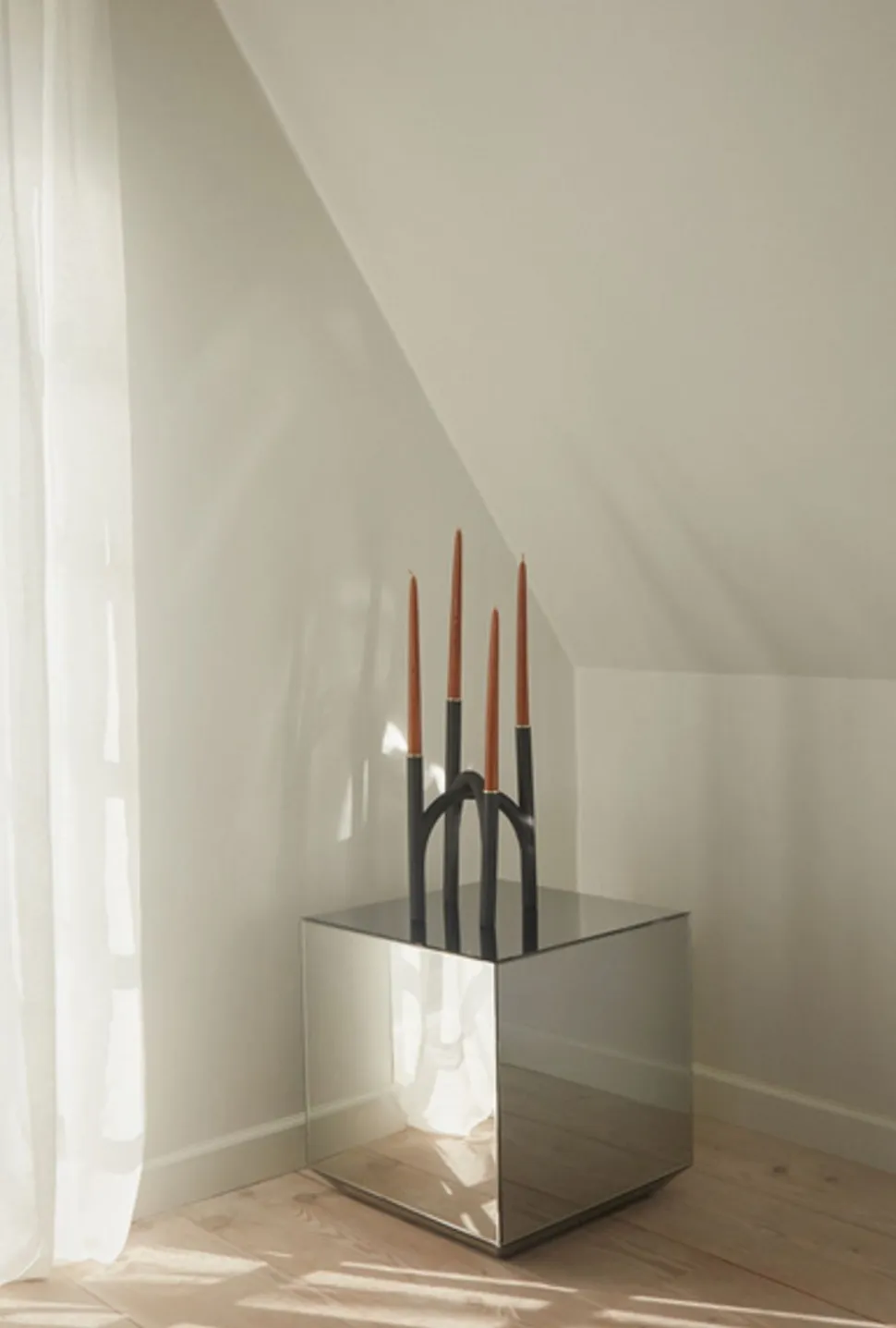 ANGUI candleholder