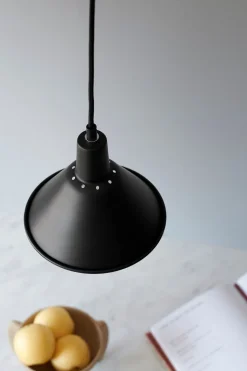 ARCON PENDANT LAMP