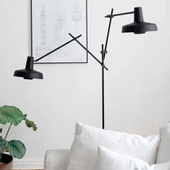 Arigato floor lamp