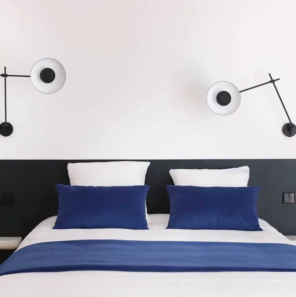 Arigato wall lamp