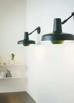 Arigato wall lamp