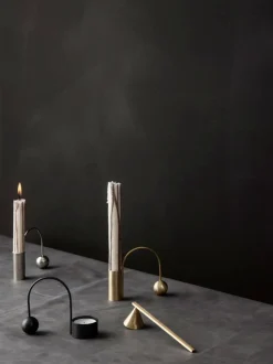 Balance Candle Holder