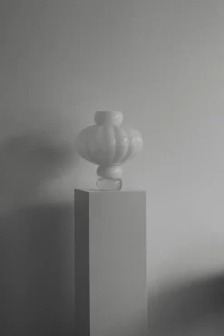 Balloon Vase 08