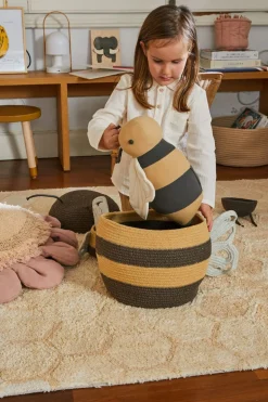 Basket Bee