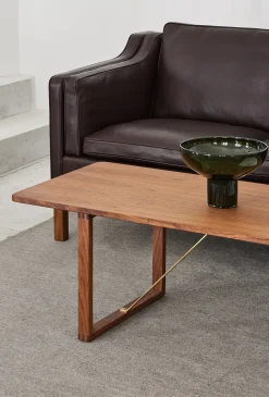BM67 Coffee Table 5367 by Børge Mogensen