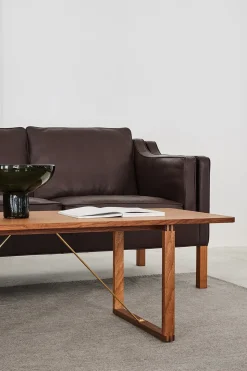 BM67 Coffee Table 5367 by Børge Mogensen