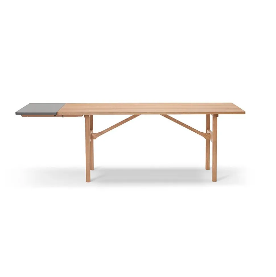BM84 Mogensen Table 6284 af Børge Mogensen