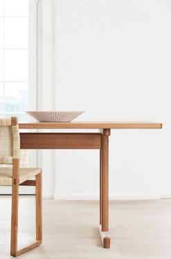 BM86 Mogensen Table 6386 by Børge Mogensen