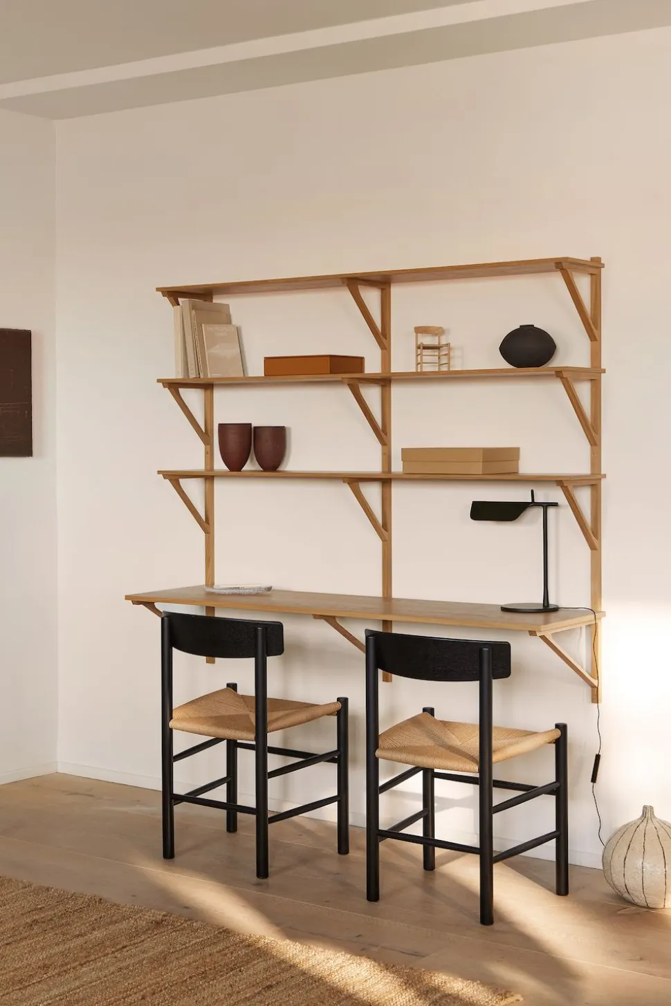 BM29 Shelf 2901 by Børge Mogensen