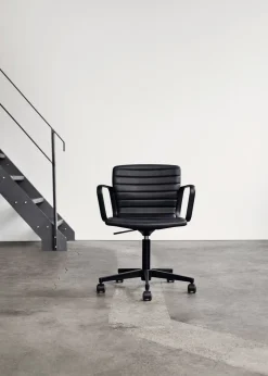 Butterfly Swivel w/armrest