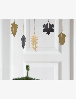 Christmas Hang on Acorn