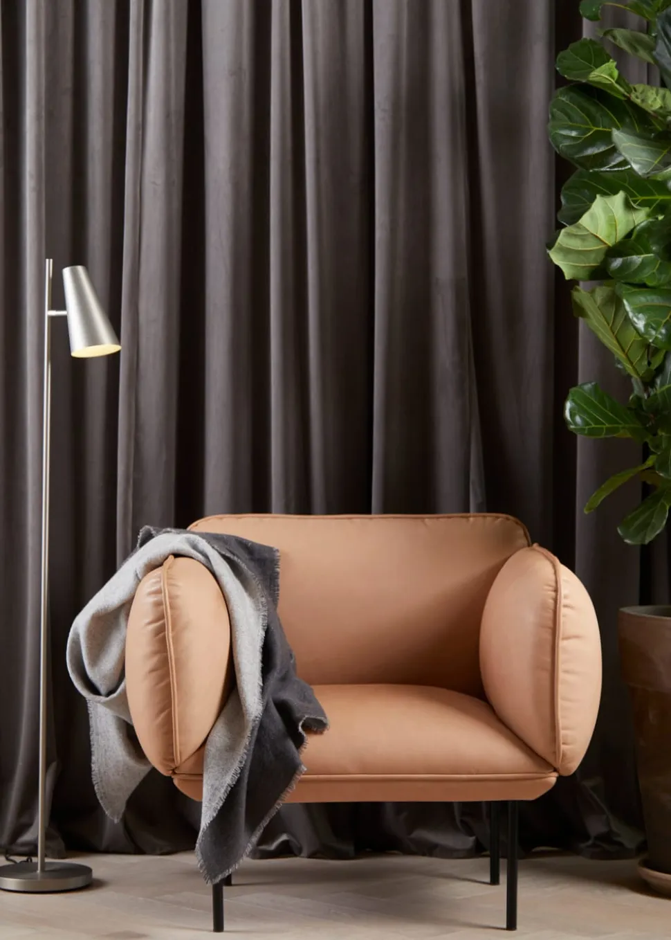 Cono floor lamp - Satin