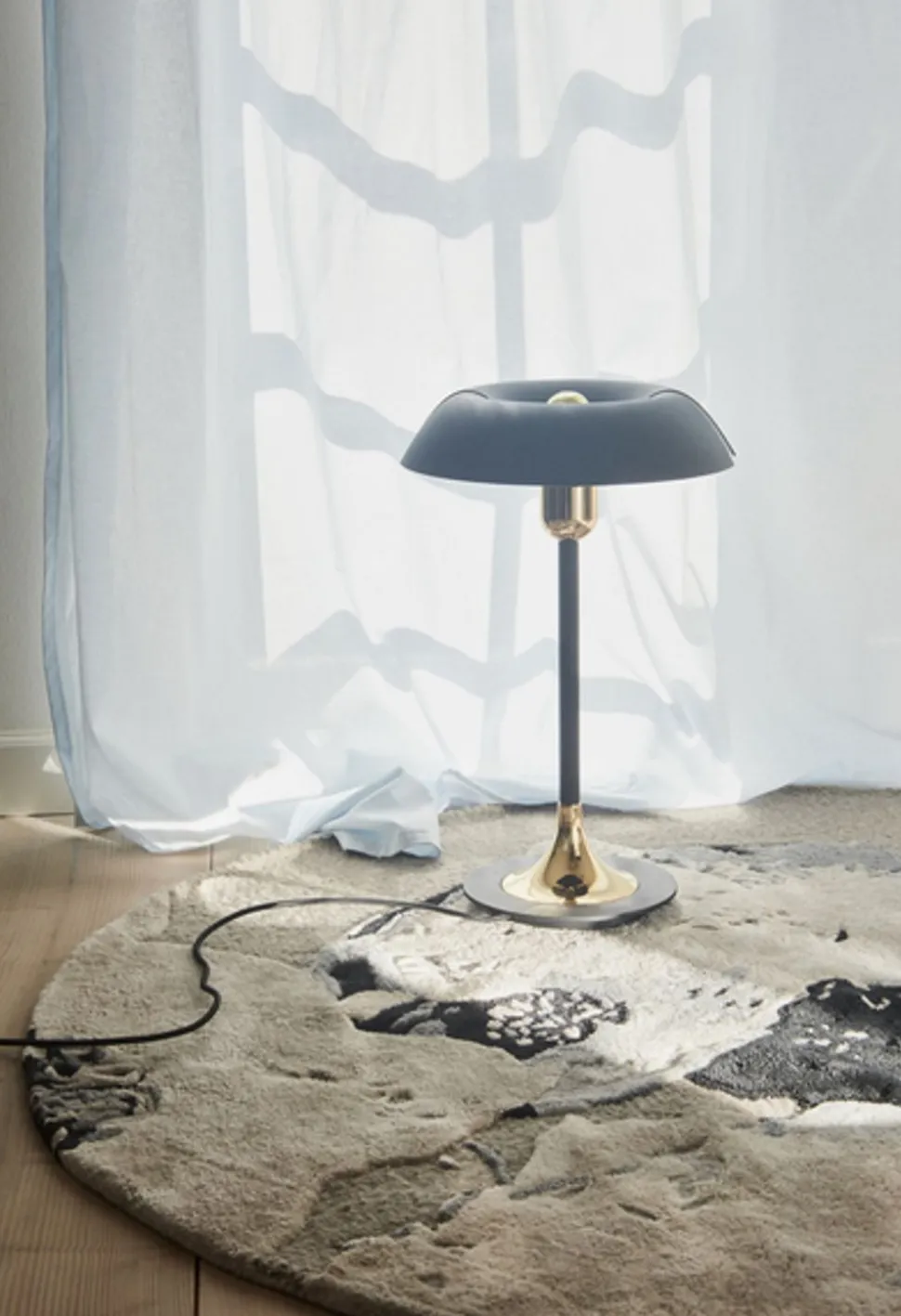 CYCNUS Table lamp
