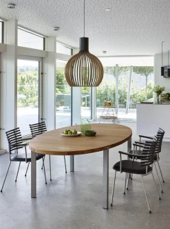 Extension Oval Table / GM 2142 & 2152 by Nissen & Gehl