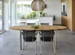 Extension Oval Table / GM 2142 & 2152 by Nissen & Gehl