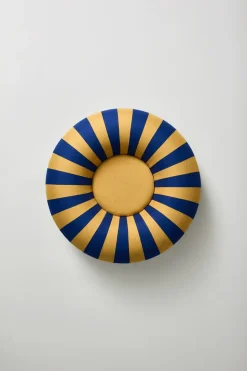 Float / By Mikkel Lang Mikkelsen