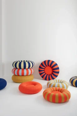 Float / By Mikkel Lang Mikkelsen