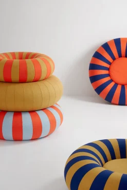 Float / By Mikkel Lang Mikkelsen