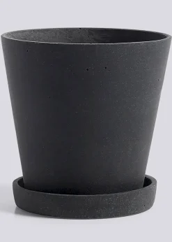 Flowerpot with saucer
