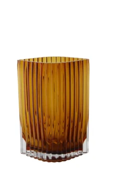 Folium Vase