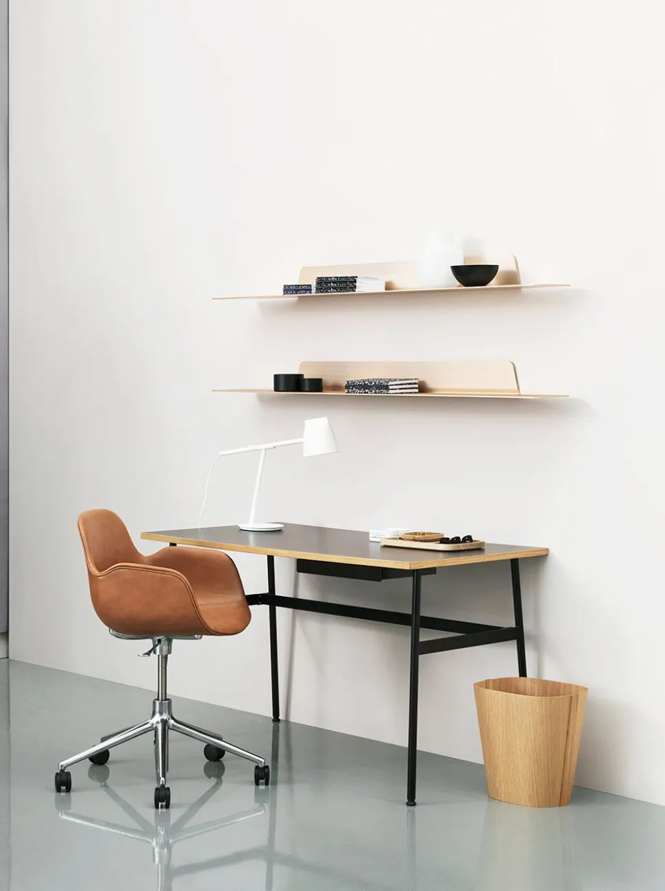 Form Armchair - Swivel 5W Gaslift Full Upholstery