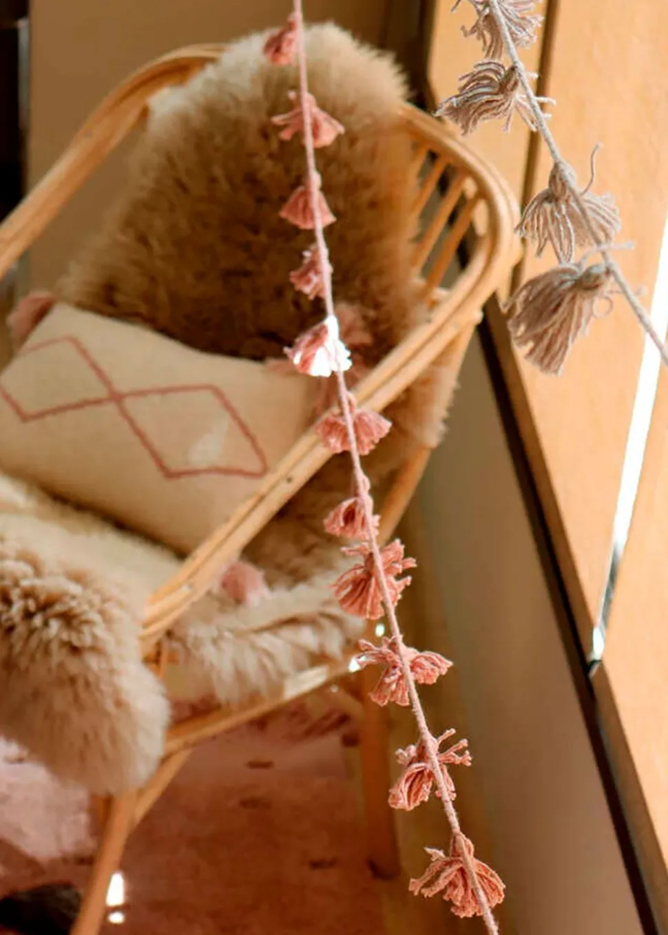 Garland Neverending Story