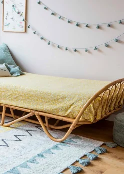 Garland Neverending Story