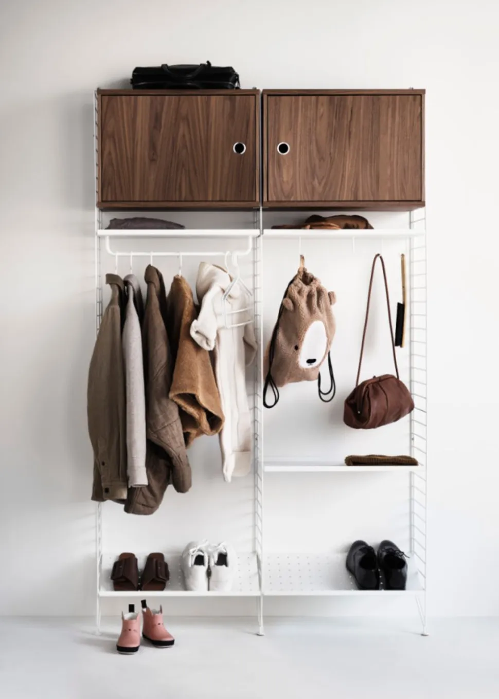 Hallway - String Furniture