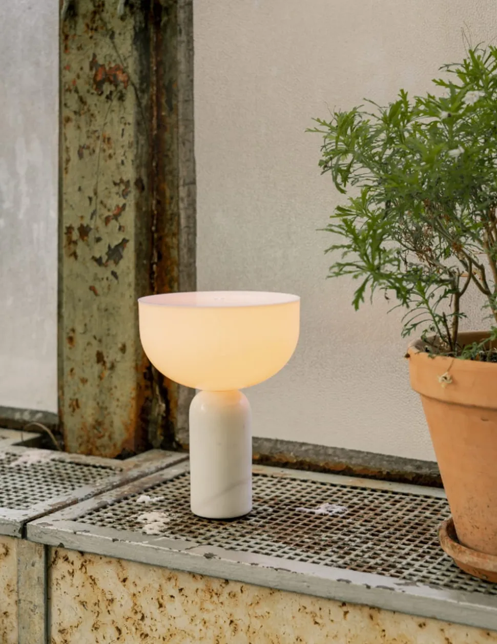 Kizu Portable Lamp
