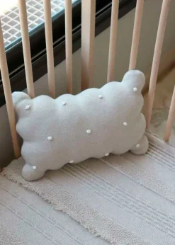 Knitted Cushion Biscuit