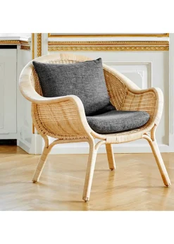 Madame Lounge Chair