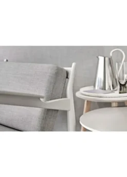 Model 107 Lounge Chair