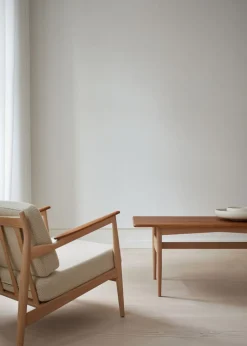 Model 107 Lounge Chair