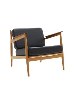 Model 107 Lounge Chair