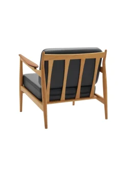 Model 107 Lounge Chair