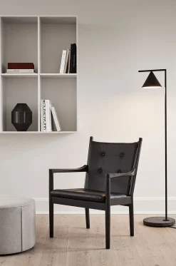 Mono Pouf 7425 by Due & Trampedach