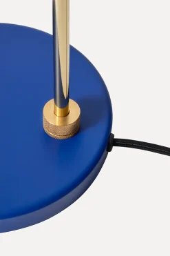 Petite Machine Table