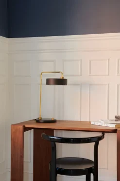 Petite Machine Table