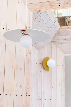 PLUTO BIG Alba White