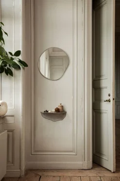 Pond Mirror - Dark Chrome Edge