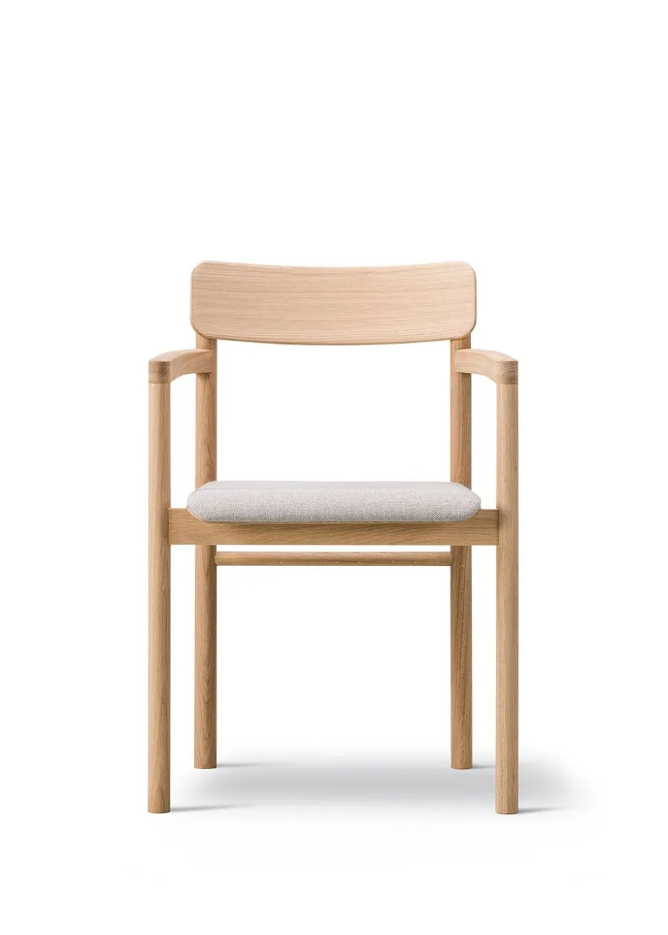 Post Chair 3446 by Cecilie Manz